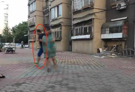 映象网|大连13岁男孩杀害10岁女童案宣判 女孩母亲坚持要给孩子一个交代