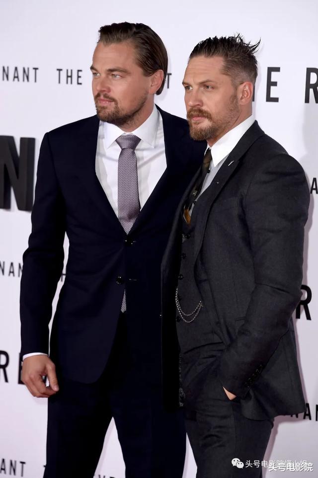 卡彭■汤姆哈迪模仿《教父》马龙白兰度？黑帮片《卡彭》开播，口碑扑了