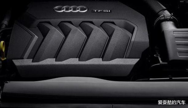 【奥迪Q3】不足22万的BBA轿跑：全系标配虚拟座舱，比宝马X1好看十倍