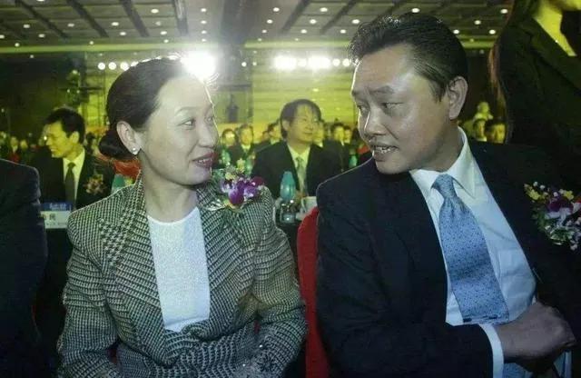 「黄光裕」官宣！黄光裕假释！“出狱概念股”集体高潮