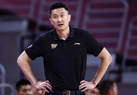 沃尔沃▲杜锋的战术让阿联活了，马布里针对性的布置，就像拳头打在棉花上