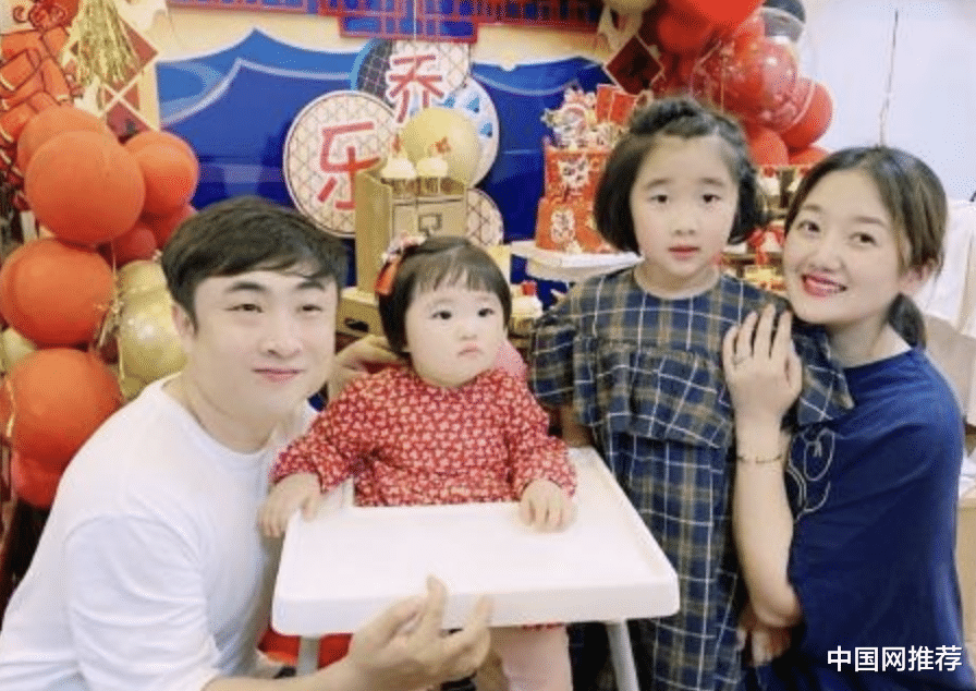 乔杉|乔杉妻子晒照纪念恋爱13周年，网友：颜值比乔杉高太多