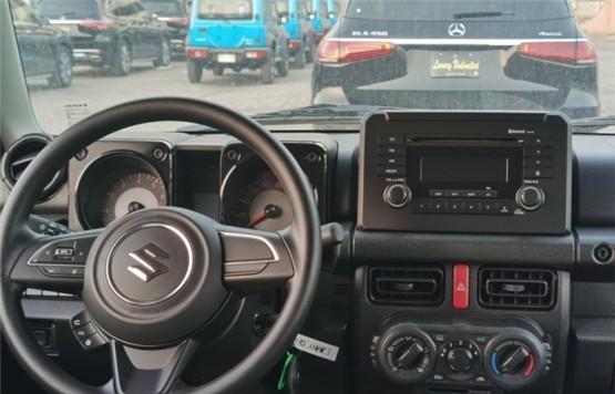 吉姆尼@2020款“吉姆尼”到店实拍，大G套件成标配，越野性能翻一倍