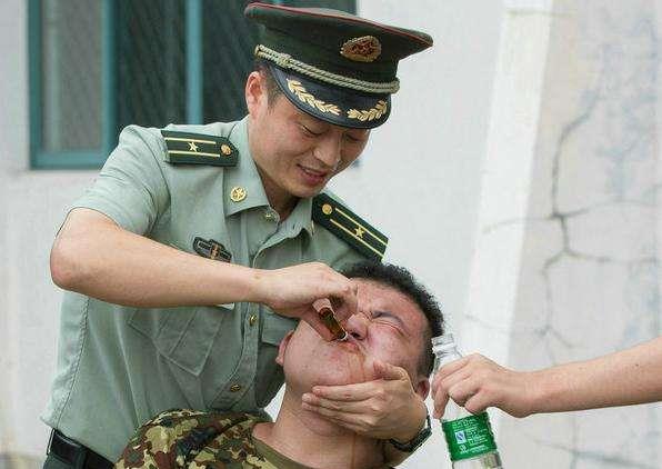 中暑|中考765分学霸军训中暑离世，“暑”说这个锅我不想背，那谁背？