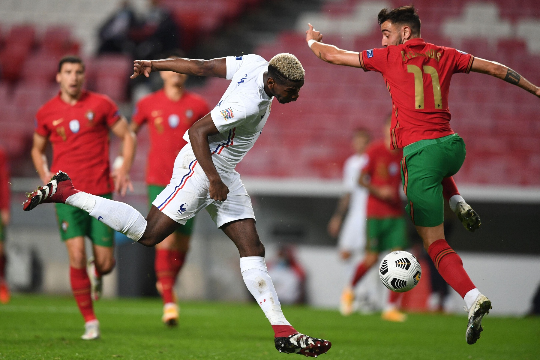 广州恒大|踢球就是图个开心！博格巴踢出赛季最佳一战，场上表现力压B费