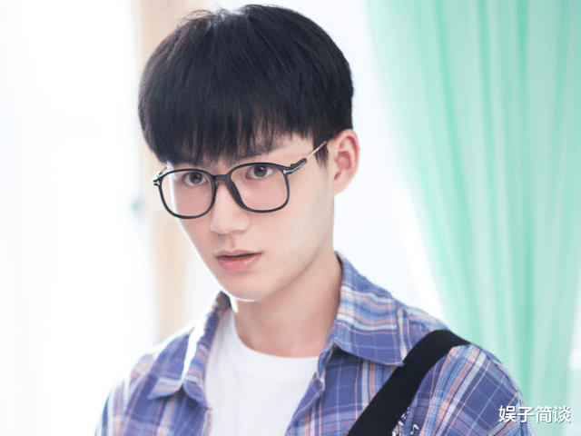 爱奇艺|爱奇艺又一穿越剧爆红，开播一天热度居高不下，一晚12集都不够！