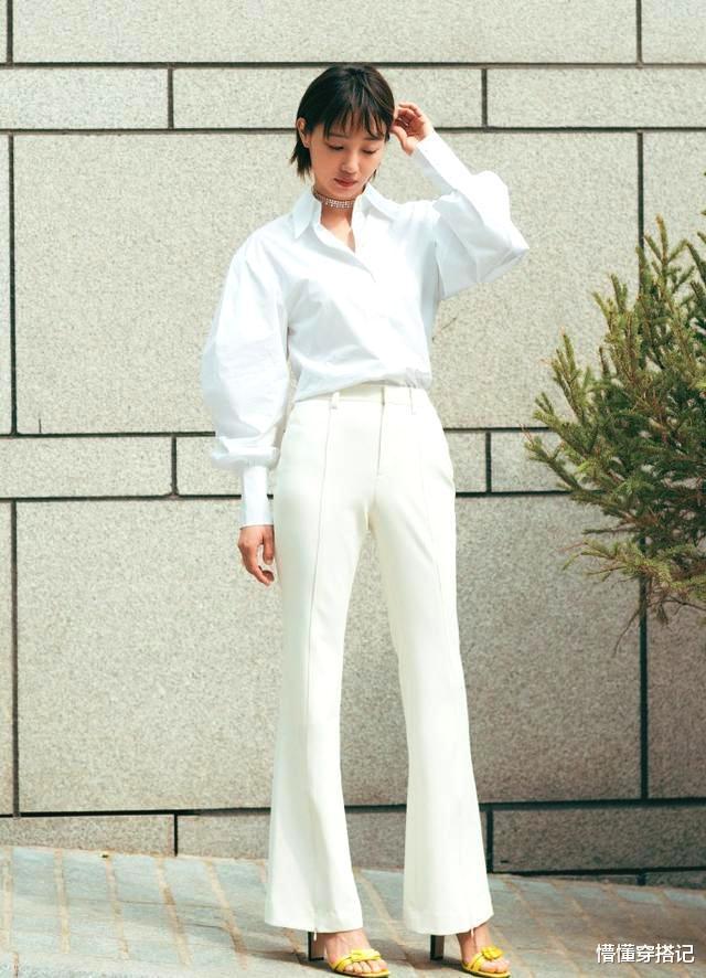 #白百何#白百合低调现身，穿一身\老土\牛仔装，实力演绎土到极致就是潮