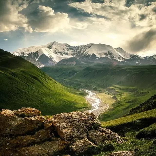 青海|头顶甘南,下接甘孜!青海又一隐世秘境出世,庆幸未火