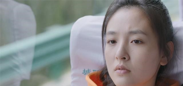 [吴倩]吴倩承包青春剧女主角？造型普通却很亲民，涂个口红素颜就上镜