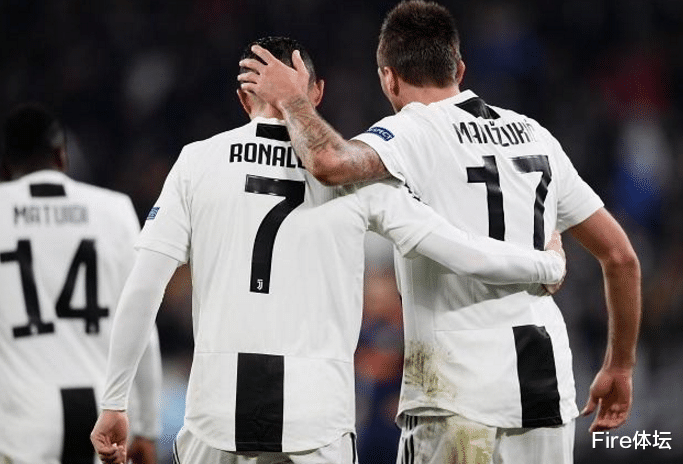 特奥会|巴萨欧冠出局令梅西彻底绝望！C罗却好事将至，重夺欧冠+金球可期