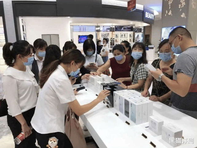 iphone12|跌至4784元？全网刷屏的琼版iPhone 12：你想太多了