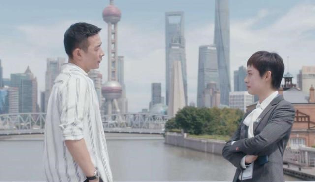 杨澜：孙俪吐槽罗晋拿钱太多，腿力不够公主抱，片场花絮曝光太有趣