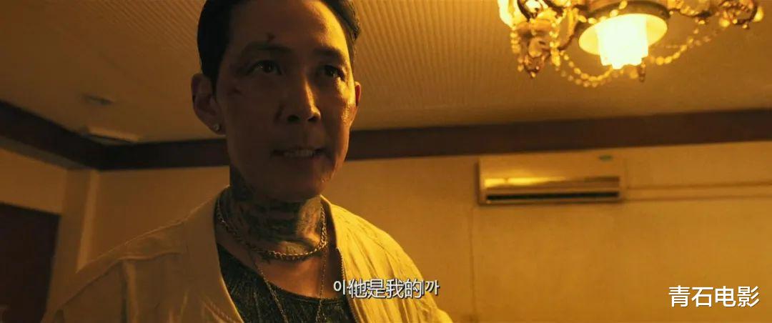 黄政民|来了！上映后连拿21天票房冠军，黄政民李政宰新片打戏太惊艳了