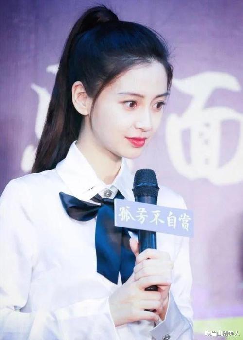 发型|脸上有这4个特征的女生,请大胆扎发,露出你的五官更漂亮!