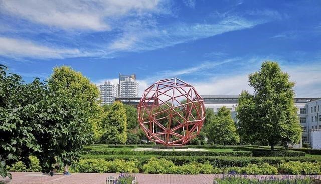 高校|我国录取分数最高的10所工科高校，就业率高，受到理科生的追捧！