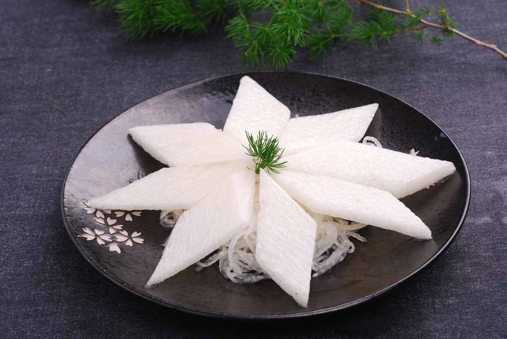 血糖■糖尿病发症危害大!6种食物坚持每天吃一点,帮你把血糖吃下去