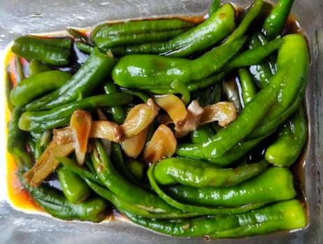 「辣椒」爷爷用了30年的腌辣椒方子，一次腌10斤都不够吃，比蒜苔更开胃