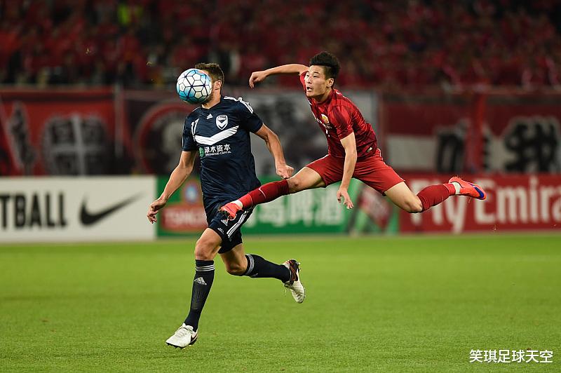 「西甲」西甲专家评武磊:出色的跑位+阅读比赛能力,未来上限更高
