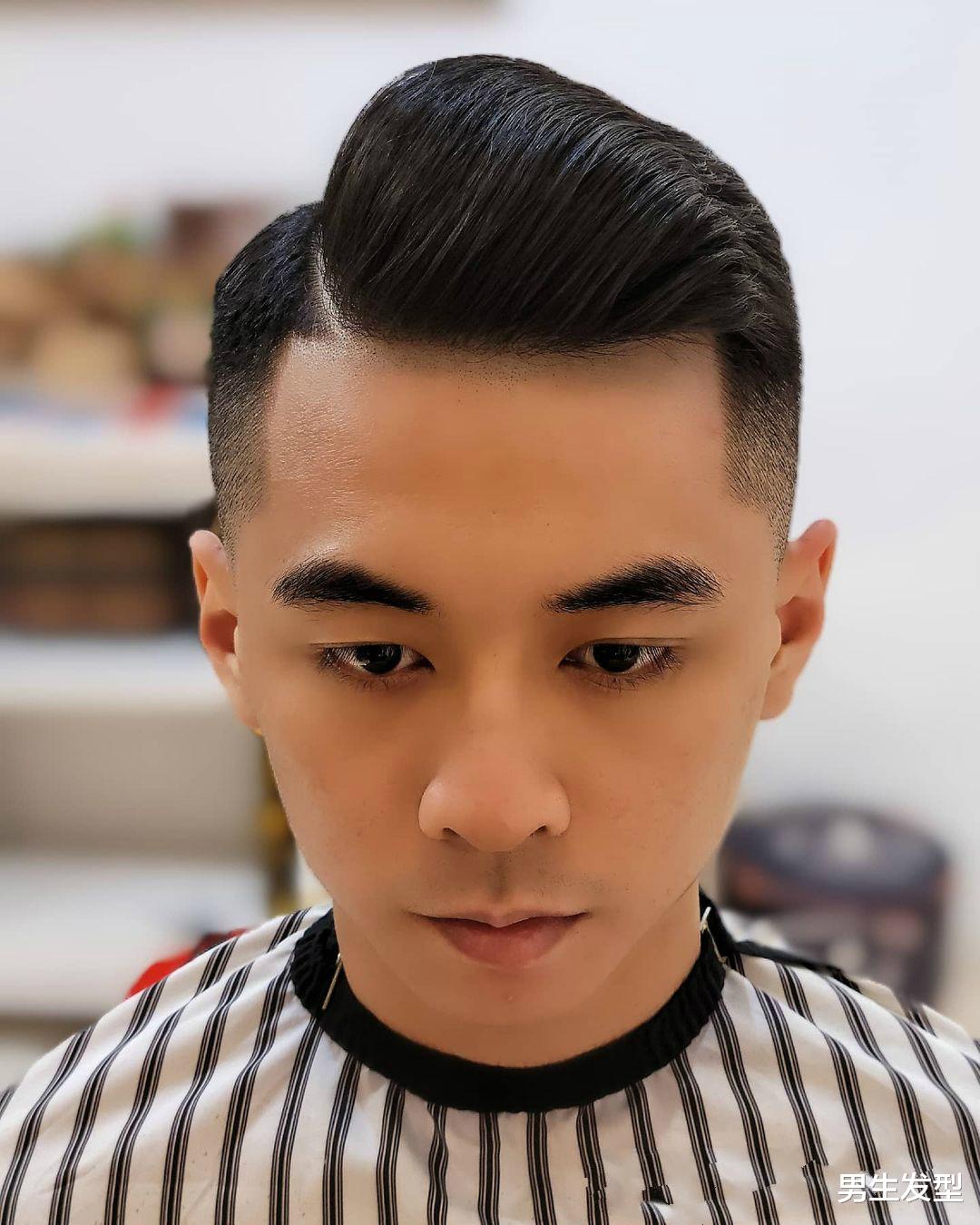 饮食|适合35岁以上男士的发型，清爽硬朗，剪完帅气有魅力