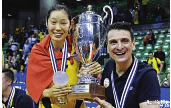 『意大利队』1200万年薪，为啥朱婷到手只有480万？给父母买房60万都要分三次付