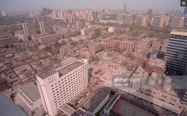 【老照片】1996年北京老照片，最后一张照片里的姑娘太潮了……