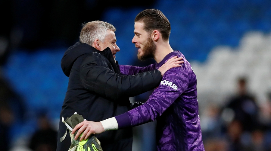 曼联|曼联击败圣徒将直升英超第三！索帅不轮换猛冲，笑纳对手让四大礼