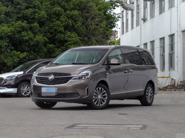 别克GL8|20款别克GL8起售22.29万，解读低配车型，成为销冠不是没道理