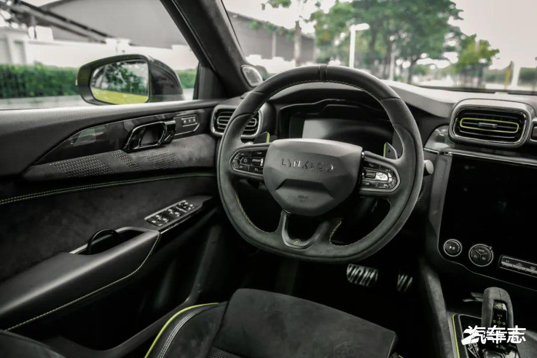 『领克03』领克03+的Alcantara和人造皮一个价？我们找来实车一探究竟