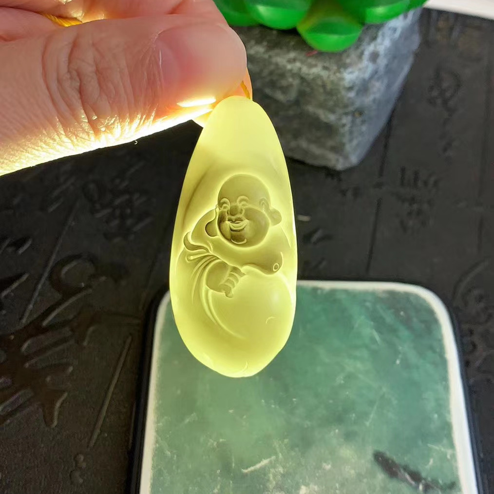 和田玉籽料|戴玉佛的7大寓意，知道一下准没错！