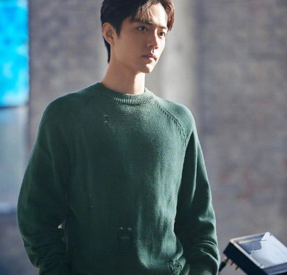 肖战▲肖战道歉后，微博知乎两极分化，网友：避重就轻，好大一朵白莲