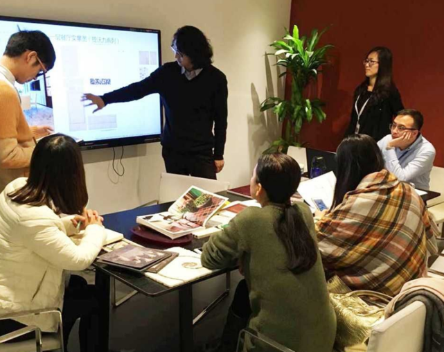 |高考无缘好大学，选择这四大专业，专科生也可以实现大逆袭