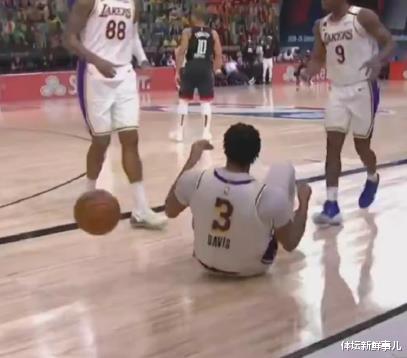 勒布朗·詹姆斯|耻辱惨败后,火箭主帅送了哈登6个字,听听詹姆斯 苏群 王猛怎么说