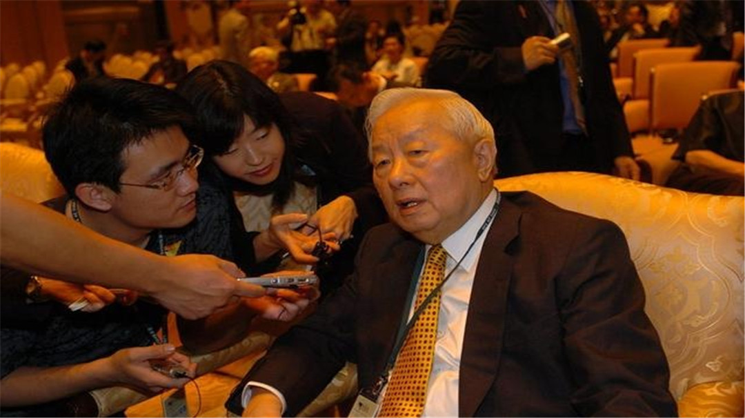 云视频|全球开始“去美化”，大批科技巨头开始打造新产业链，美国的“报应”来了