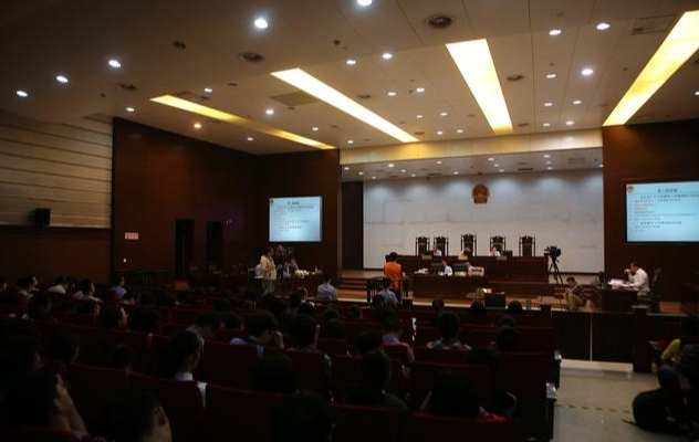 话晴空|云南男子童年目睹父亲惨遭邻居杀害，打零工追凶10年，躲树林三天两夜助警擒凶