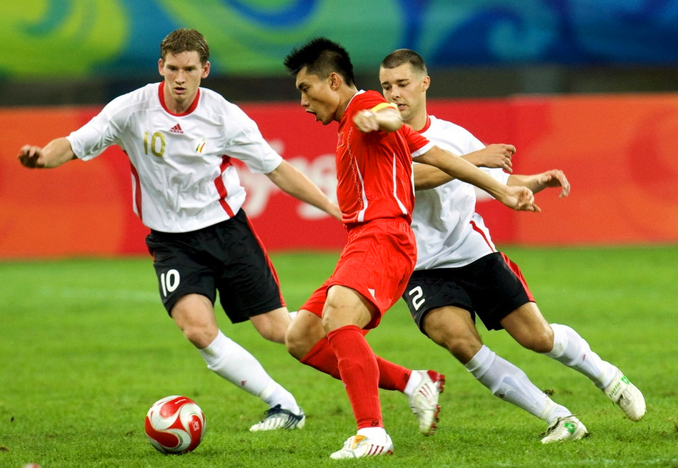 「广州恒大」恒大U23球星或成国足新中场,搭档归化球员,可解决锋无力问题