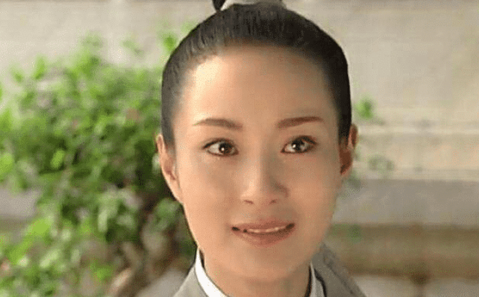 |这大概是我见过三观最正的女配角，小时候觉得她矫情，如今才懂了女配