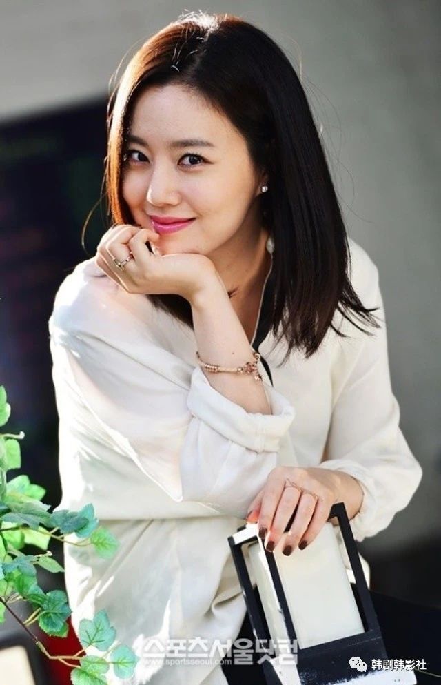 「宋慧乔」外国人票选20个韩国最美女演员 宋慧乔三甲不入孙艺珍都屈居第三