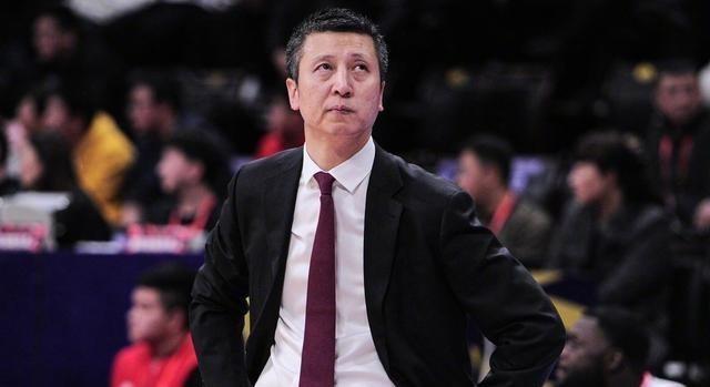 辽宁男篮：郭士强下课，辽宁男篮还需要继续支付他剩下的薪水吗？