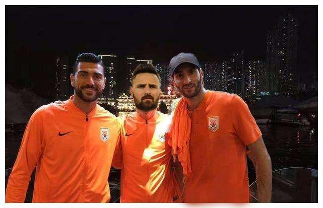 曼联■鲁能夺冠的最大保障--三高组合，这一组合将破解李霄鹏的幸福烦恼