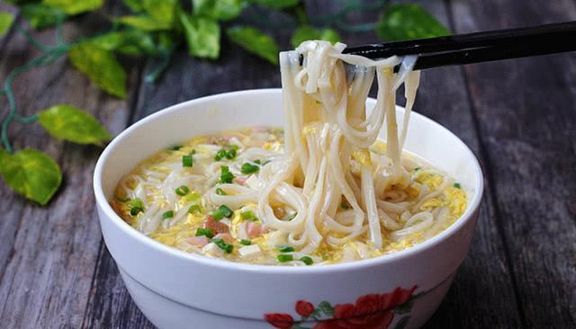 「豆腐」这早餐一份不过5块钱，却是绝佳的“补脑餐”，我家孩子天天吃！