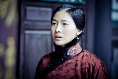 「章泽天」豪门婚姻再起风波，奶茶妹妹资产已有584亿？刘强东终究是输了