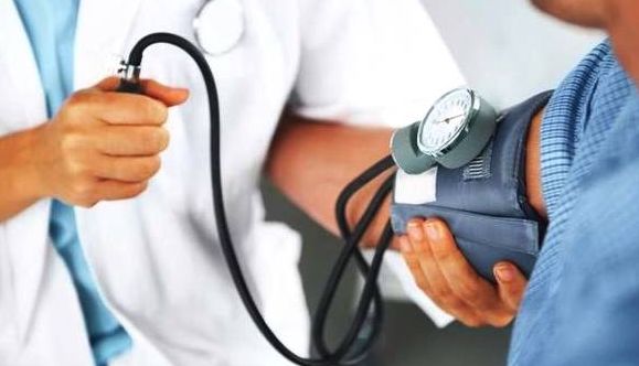 「高血压」高血压一天中最危险的时间段，血压只升不降，多数人不清楚