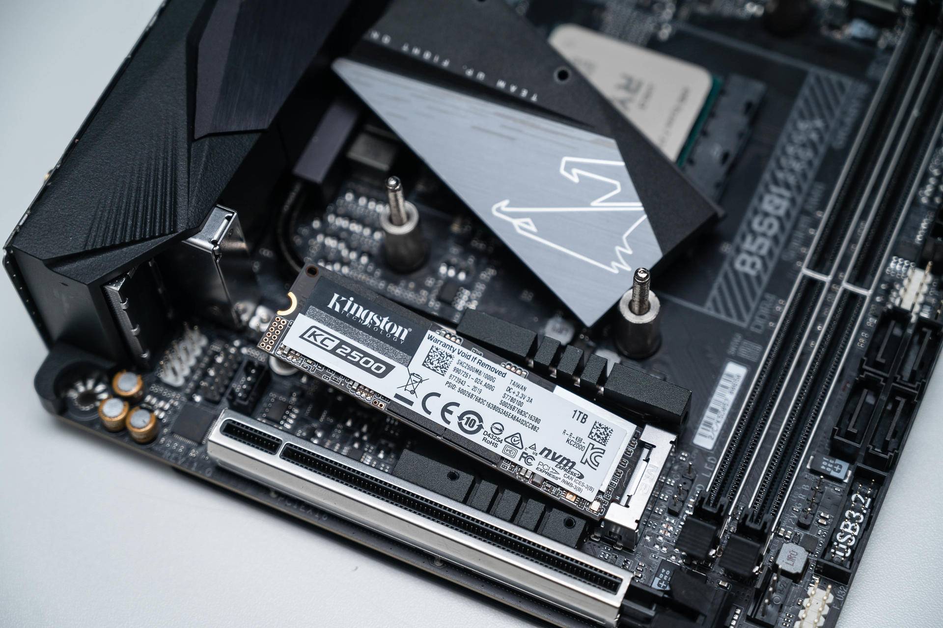 |金士顿固态助力ITX小钢炮，这才是高端固态应该有的样子