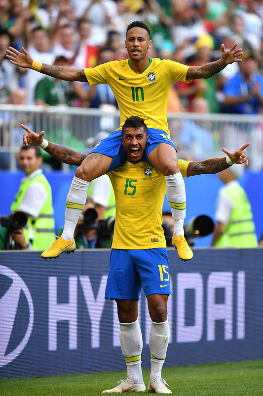 广州恒大：开绿灯？曝保利尼奥回恒大引起骂战，对疫情一无所知还是别有用心