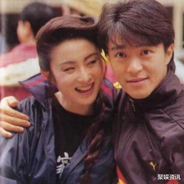 「张国荣」周星驰御用女主角，夺走张国荣第一次，如今60岁宛如少女