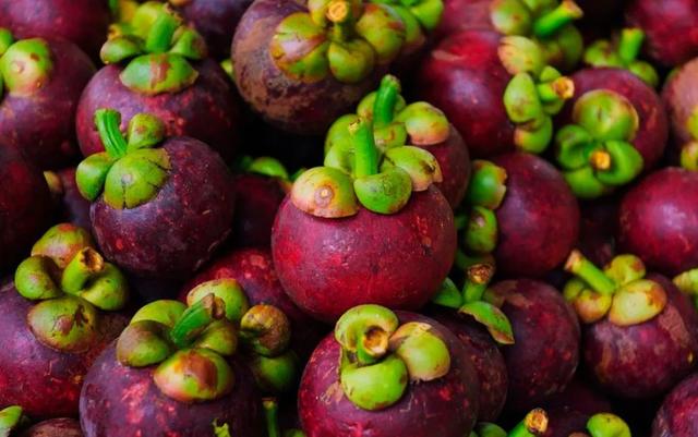 水果@七月一到，这些碱性水果要多吃一点，直到三伏尾，度过苦夏很舒坦