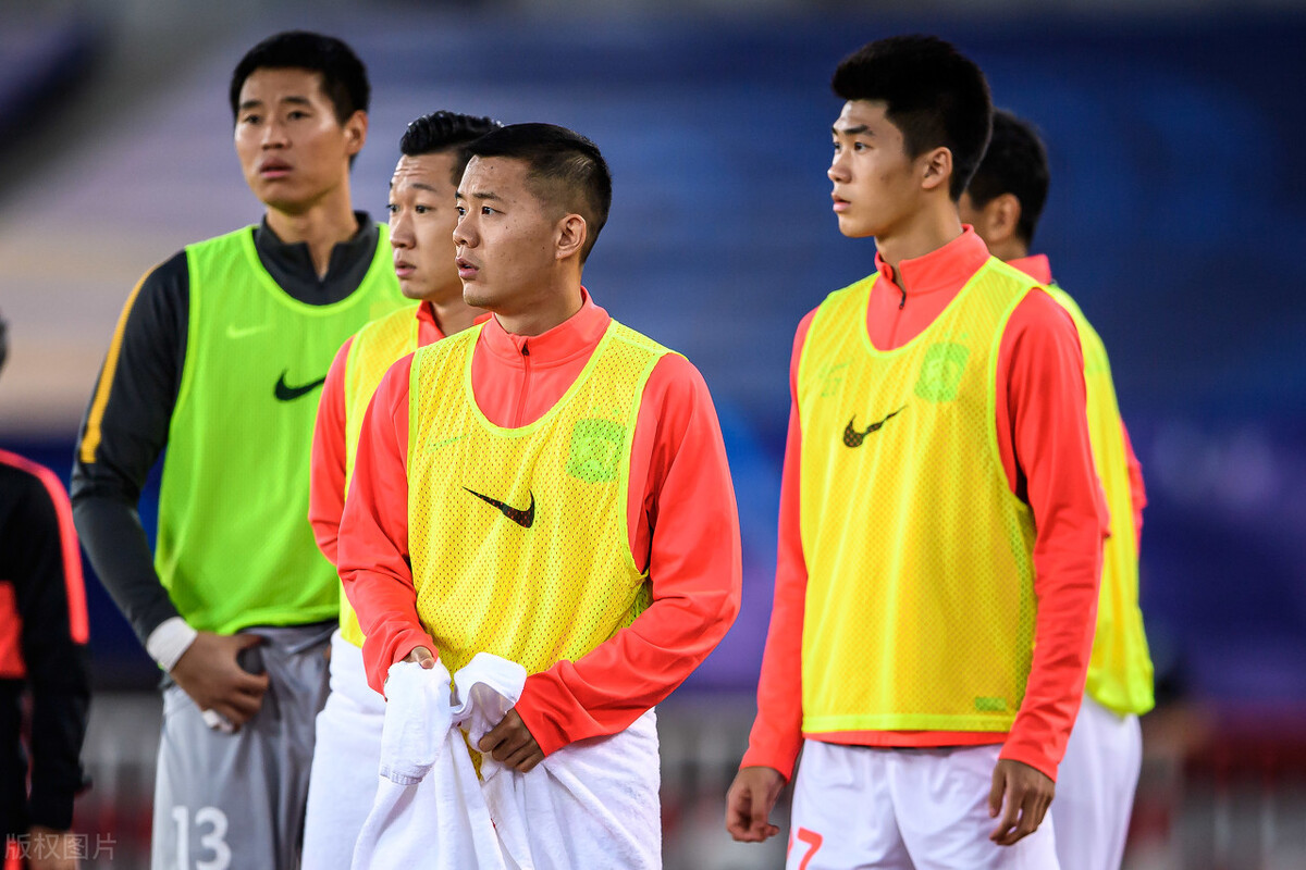 广州恒大|2-1险胜苏宁后，恒大聊天群炸锅了，艾克森道出球鞋上的秘密