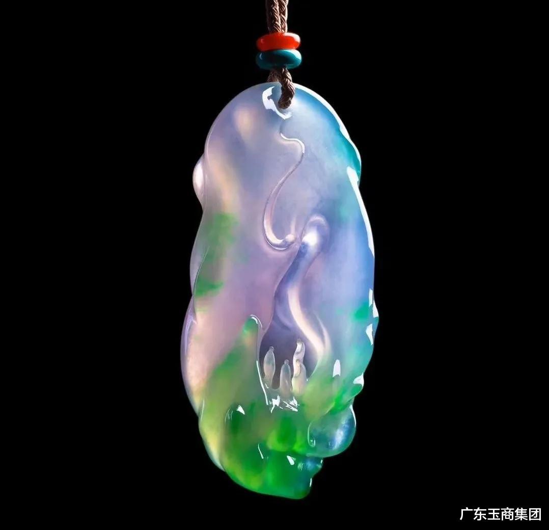 翡翠|春带彩翡翠那么美，怎么挑才对？