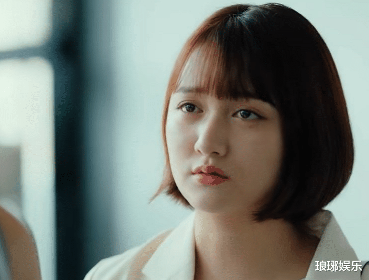 二十不惑|《二十不惑》捧红的段家宝,生活照美出新高度,剧里剧外两个人