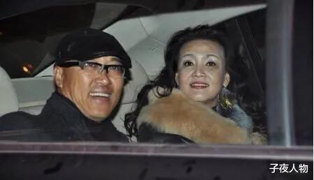 张兰|俏江南张兰与汪小菲爸离婚,却牵手摄影师老六:揭开婚姻残酷真相